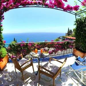 ** Alojamento de Acomodação e Pequeno-almoço Costa D'amalfi Itália
